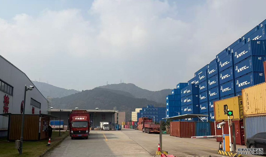 宁波百佳国际物流办公环境